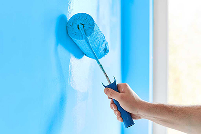 Should You Hire a Painter or Do It Yourself?